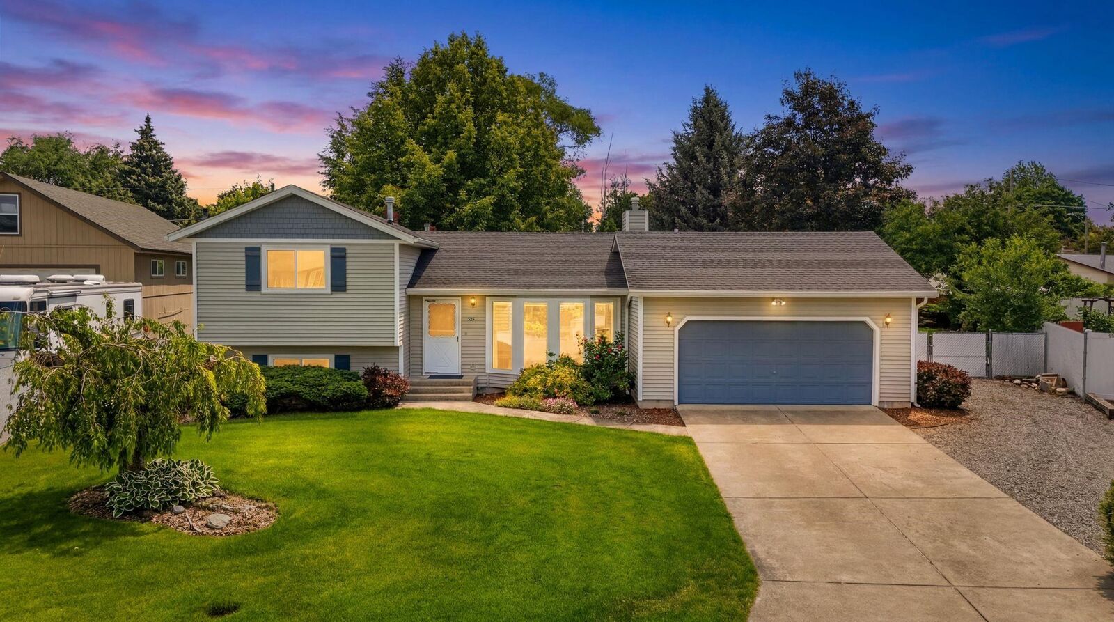 Property Photo:  525 S Collins Ct  WA 99216 