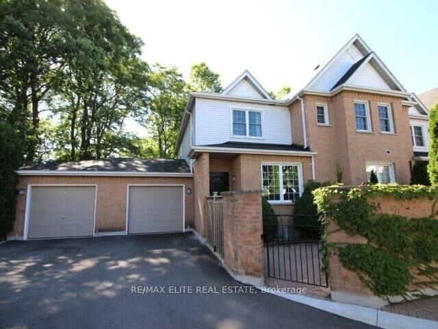 1570 Richmond Street 34 — photo 1