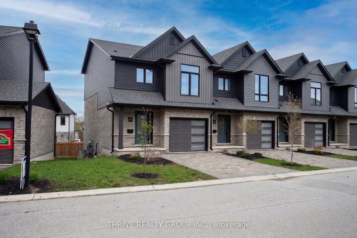 Property Photo: 2261 Linkway Boulevard 24 ON N6K 0L4