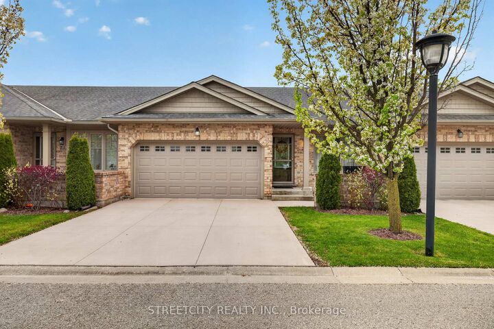 2100 Denview Avenue 21 — photo 1