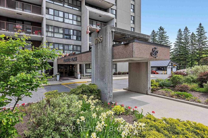 Property Photo: 1785 Frobisher Lane 1707 ON K1G 3T7