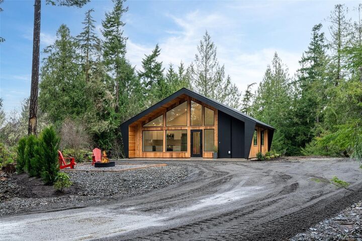 Property Photo: 2470 Carpenter Rd BC V9Z 0R1