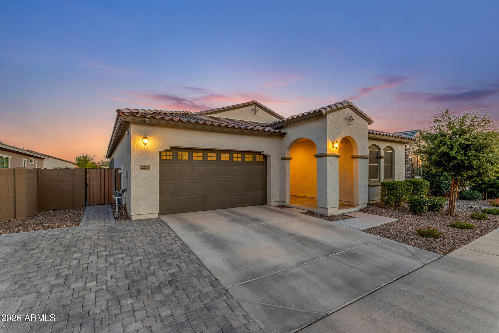 Property Photo:  2235 E Isaiah Avenue  AZ 85298 