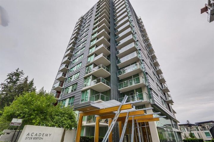 5728 Berton Avenue Ph7 — photo 1