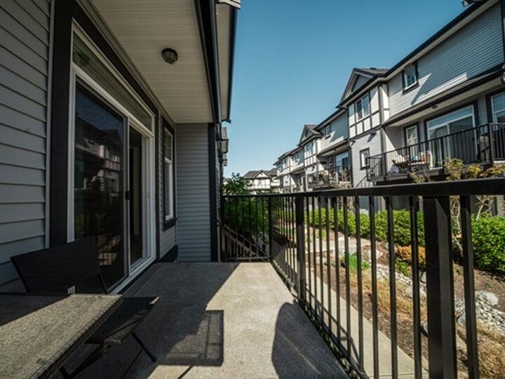 Property Photo: 11272 240 Street 37 BC V2W 0J8