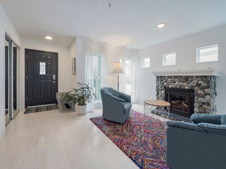Property Photo: 735 Park Road 6 BC V0N 1V7