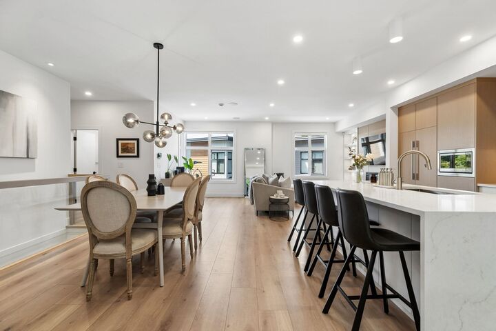 Property Photo: 3075 160 Street 7 BC V3Z 0N6