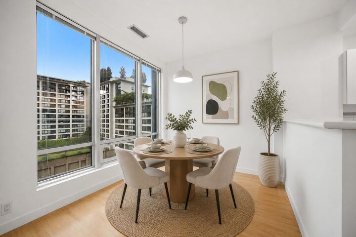 Photo de la propriété: 989 Nelson Street 1110 BC V6Z 2S1