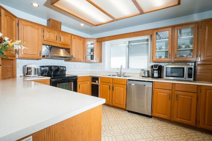 Property Photo: 4835 59A Street BC V4K 4L5