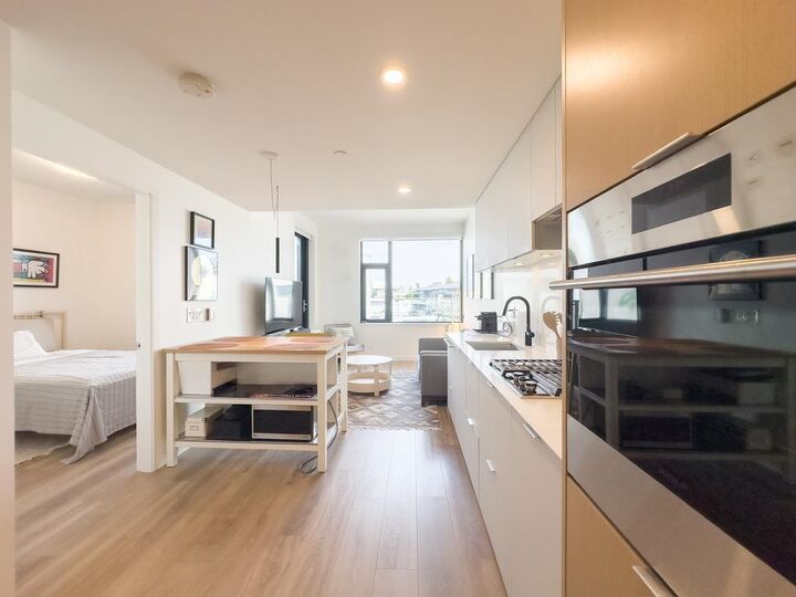 Property Photo:  210 E 5th Avenue 701  BC V5T 0K1 