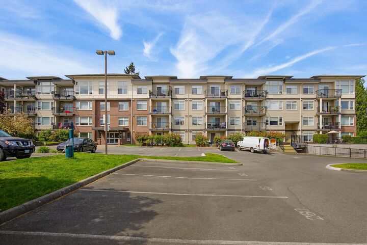 Property Photo: 46150 Bole Avenue 105 BC V2P 0B7