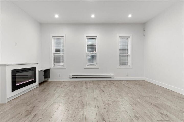 45608 Bernard Avenue 6 — photo 1