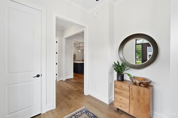 Property Photo:  1228 Grace Avenue  OH 45208 
