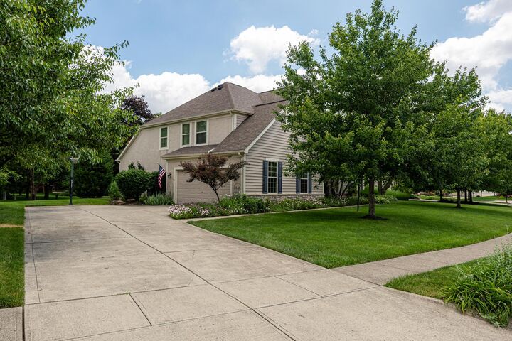 Property Photo:  2447 Tucker Trail  OH 43035 