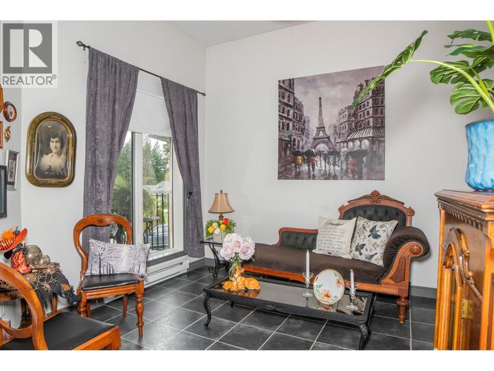 Property Photo:  420 20th Avenue North 17  BC V0B 1G0 