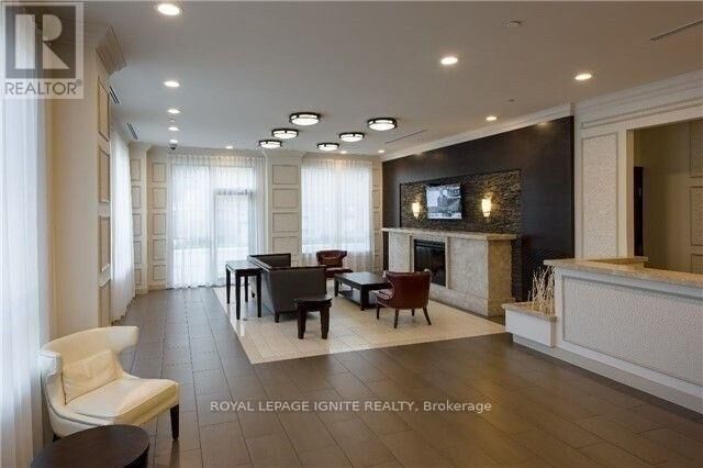 Property Photo:  35 Saranac Boulevard 407  ON M6A 2G5 