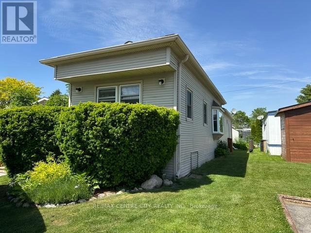 Property Photo:  2189 Dundas Street East 41  ON N5V 1H3 