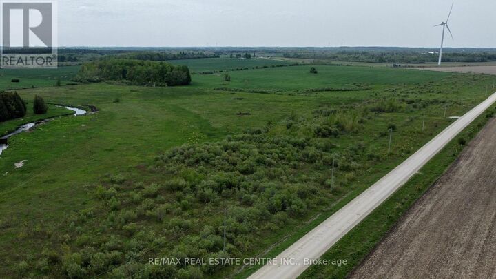 Photo de la propriété:  Lt18-31 260 Sideroad  ON L9V 2M7 
