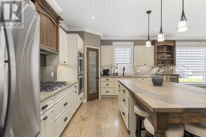 Property Photo: 80 Crimson Ridge Dr ON P6A 0B5