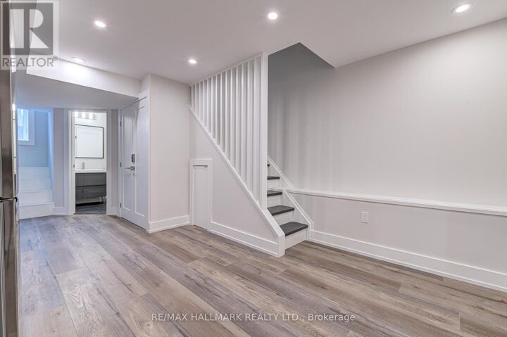 Property Photo:  924 Broadview Avenue B  ON M4K 2R1 