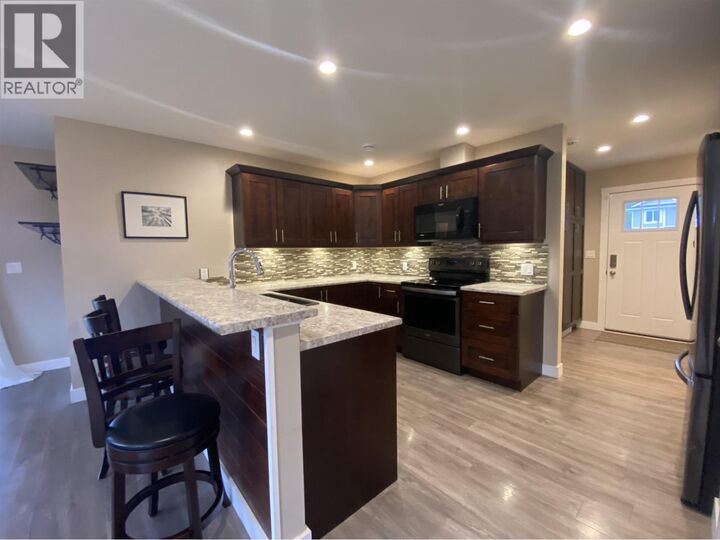 Property Photo: 5237 Smith Avenue BC V8G 0H1