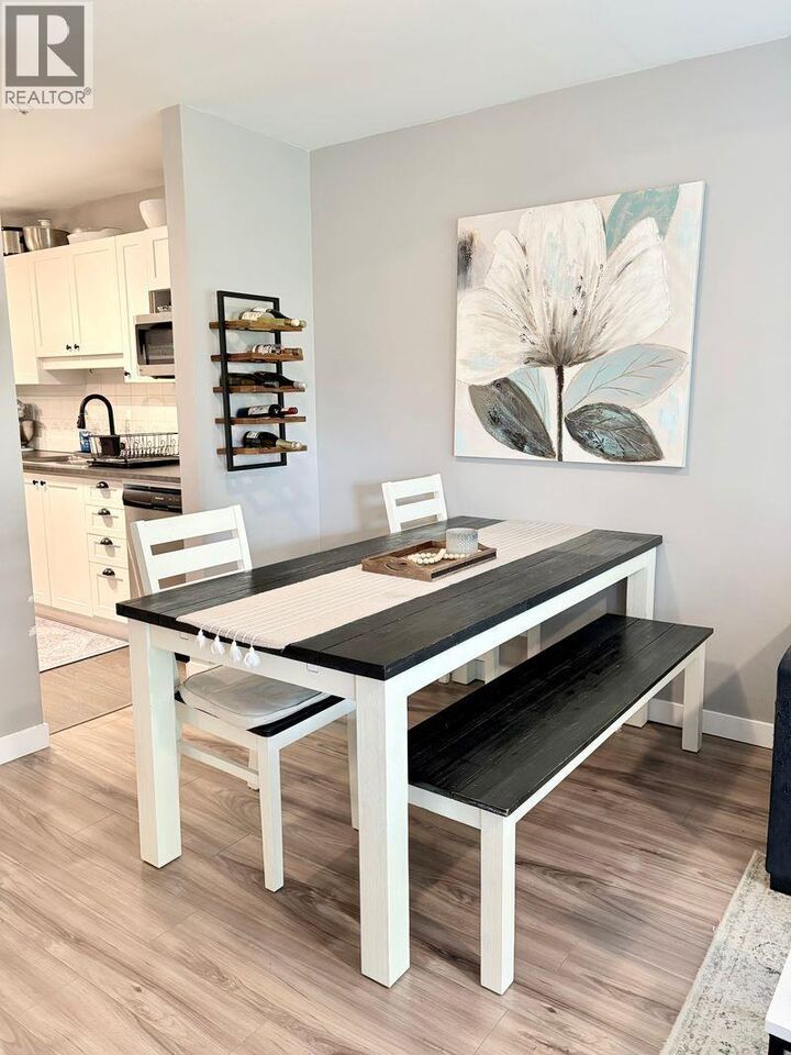 Property Photo: 888 Gauthier Avenue 402 BC V3K 6Y1