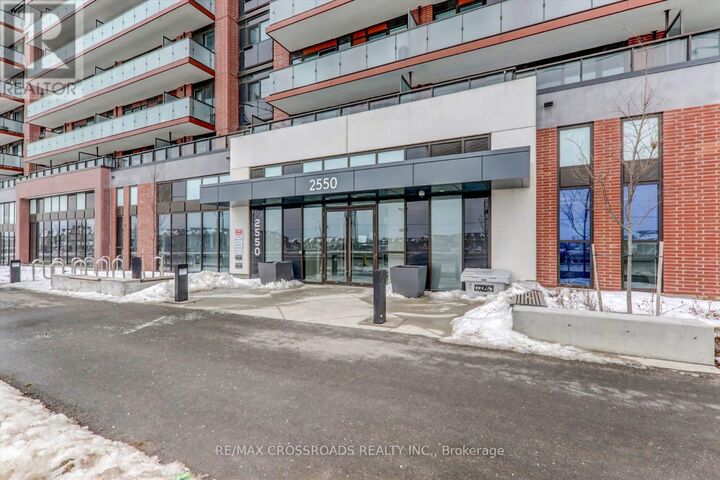 Property Photo:  2550 Simcoe Street North 1021  ON L1L 0R5 