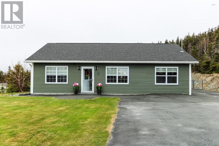Property Photo:  9 Johnathan Heights  NL A1M 2E2 