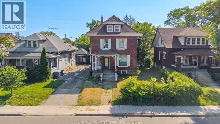 Property Photo:  540 Campbell Avenue  ON N9B 2H4 