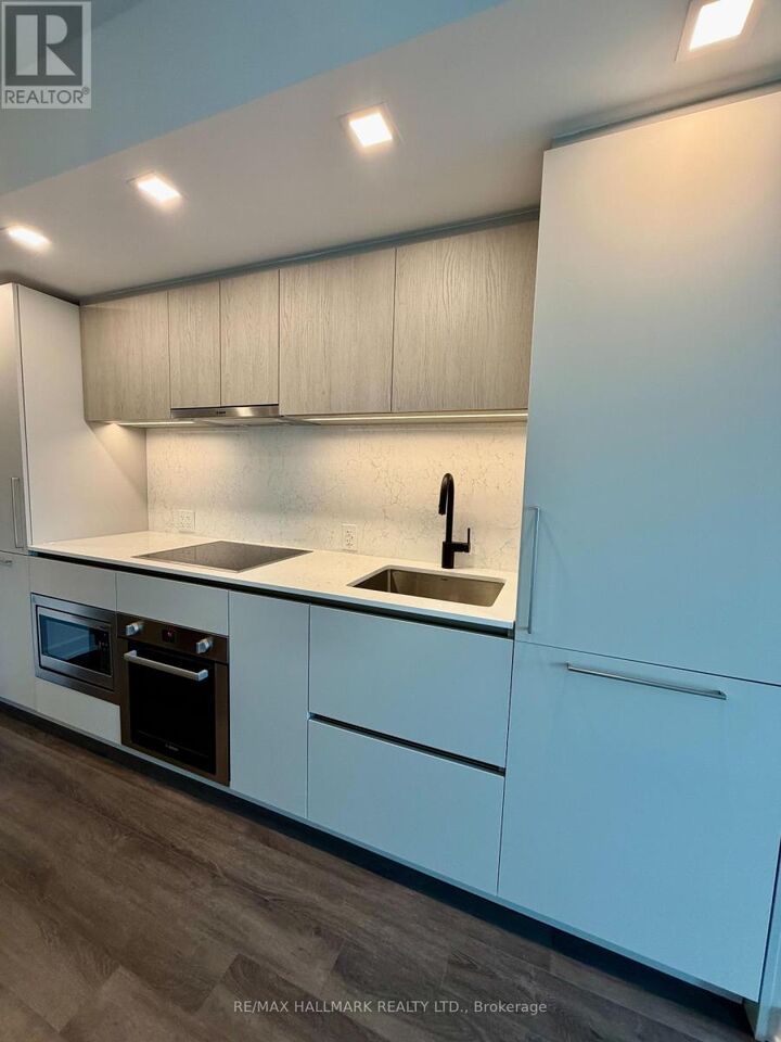 Property Photo:  609 Sherbourne Street 1506  ON M4X 0A4 