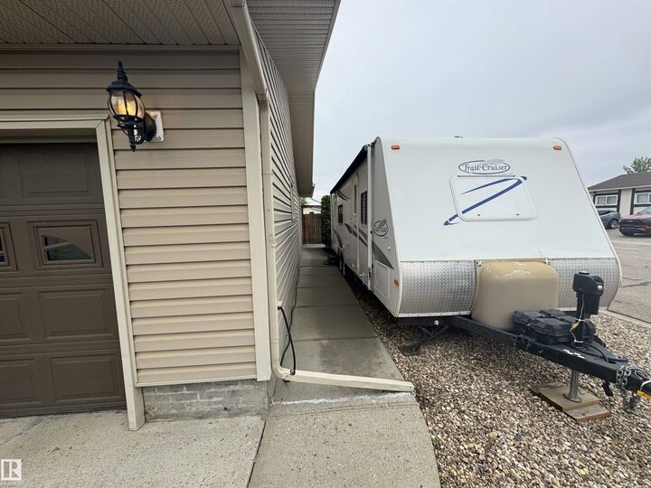 Property Photo:  4502 55 Avenue  AB T9C 1E1 