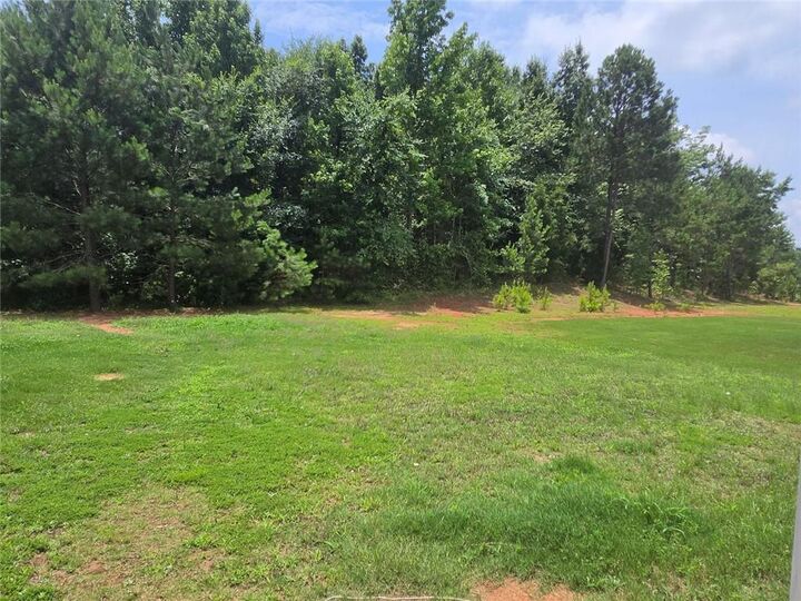 Property Photo:  105 Kaitlyn Circle  GA 31024 