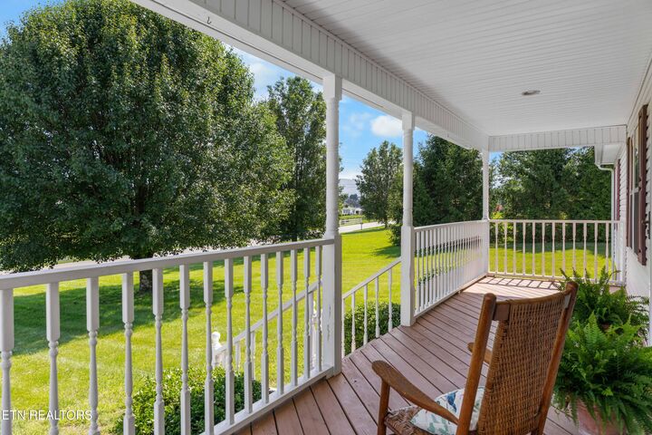 Property Photo: 1354 Towe String Rd TN 37757