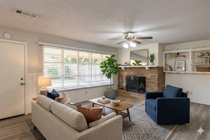 Property Photo:  6805 Avenue W  TX 79412 