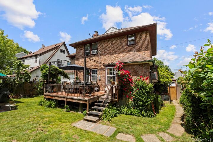 Property Photo:  23 Underhill Place  NY 10604 