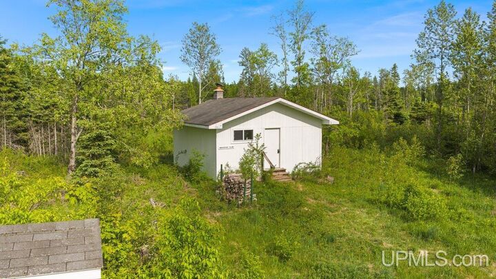 Property Photo:  8789 38th Road  MI 49878 