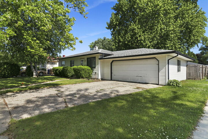 Property Photo:  1712 87th St  WI 53143 