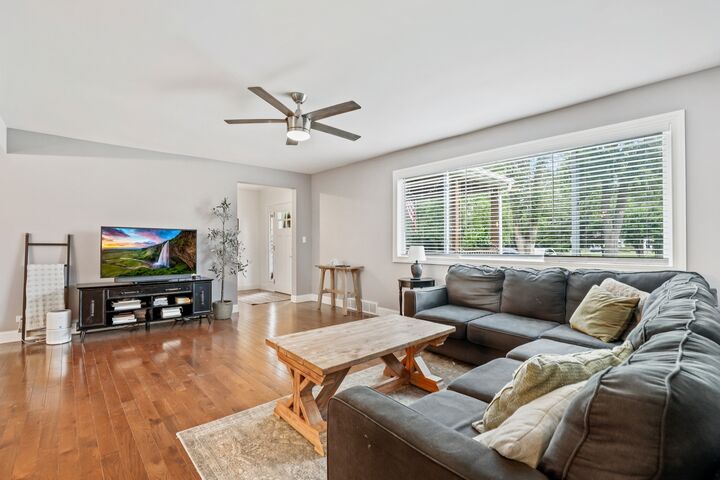 Property Photo:  3433 Flossmoor Road  IL 60430 