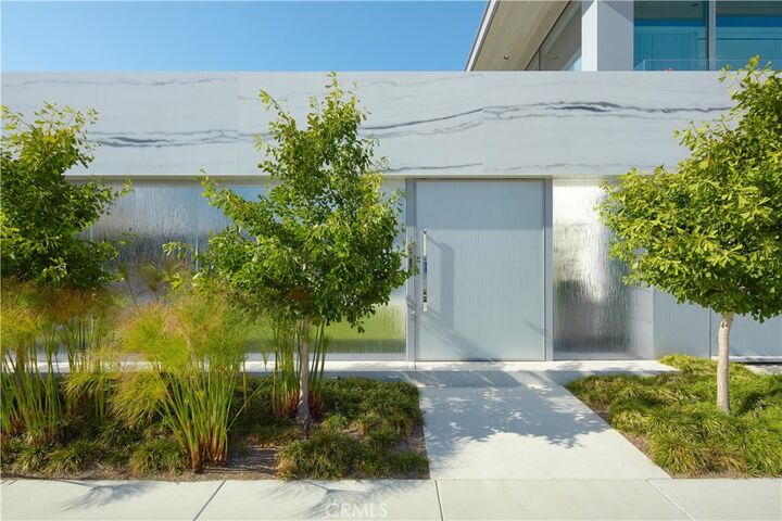 Property Photo:  1220 W Bay Avenue  CA 92661 