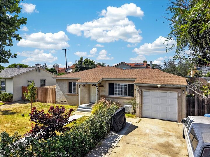 Property Photo:  937 Fremont St  CA 91766 