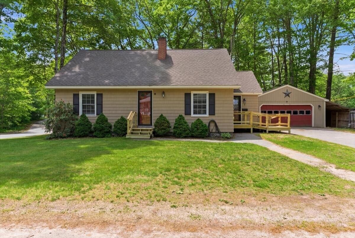 Property Photo: 7 1st Street ME 04252