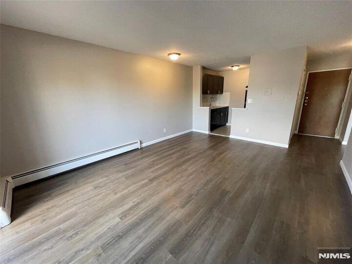 Property Photo:  100 2nd Street 104  NJ 07601 