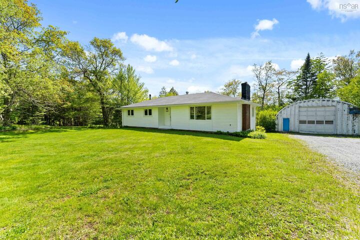 Property Photo: 660 East Uniacke Road NS B0N 1Z0