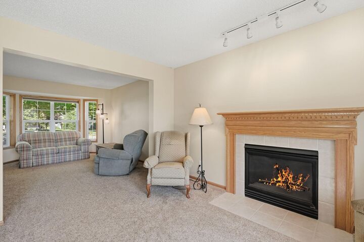 Property Photo:  2208 Saddlebrook Road  MN 55313 