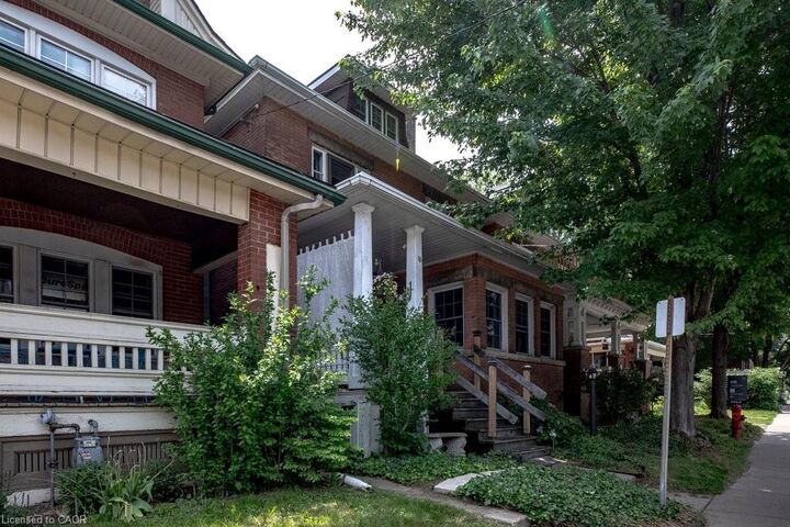 Photo de la propriété:  111 Spadina Avenue  ON L8M 2X4 