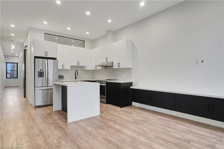 Property Photo:  29 Main Street 201  ON N1R 1V6 