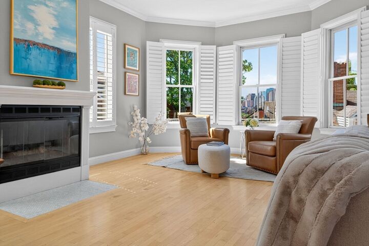 Property Photo:  4 Mount Vernon Avenue 3  MA 02129 