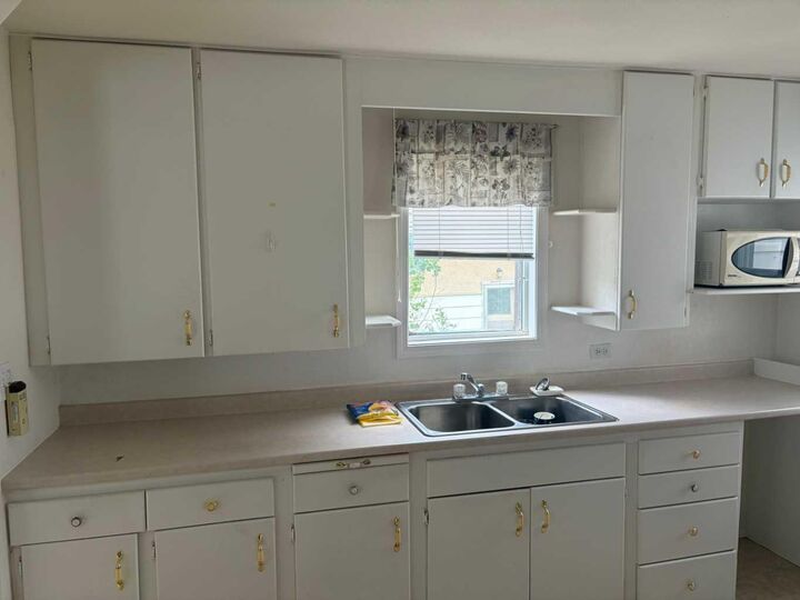 Property Photo:  4815 46 Ave  AB T0H 3G0 