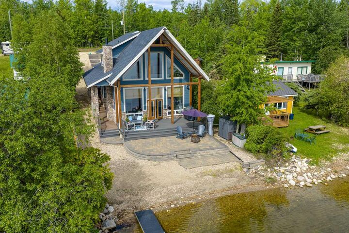 Property Photo: 29 Boyd Lakeshore AB T0H 3N0