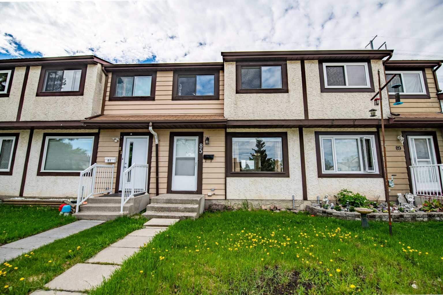 Property Photo:  85 Baile Close  AB T4R 1R5 